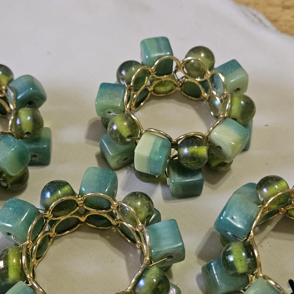 Peir 1 Set Of 6 Gorgeous Beaded Napkin Rings Gold, Green And Turquoise